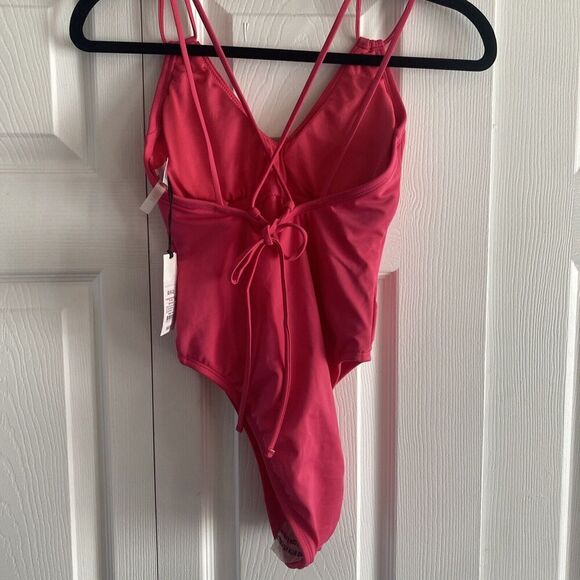 Shade &‎ Shore Women's Pink One Piece High Leg Cheeky XS NEW Swimsuit Vacation - Picture 2 of 4